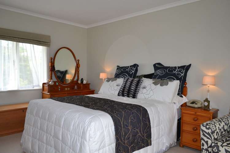 39 Beach Road Mellons Bay_9