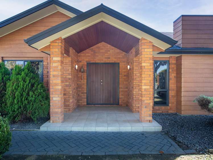 2 Shiraz Place Rototuna_3