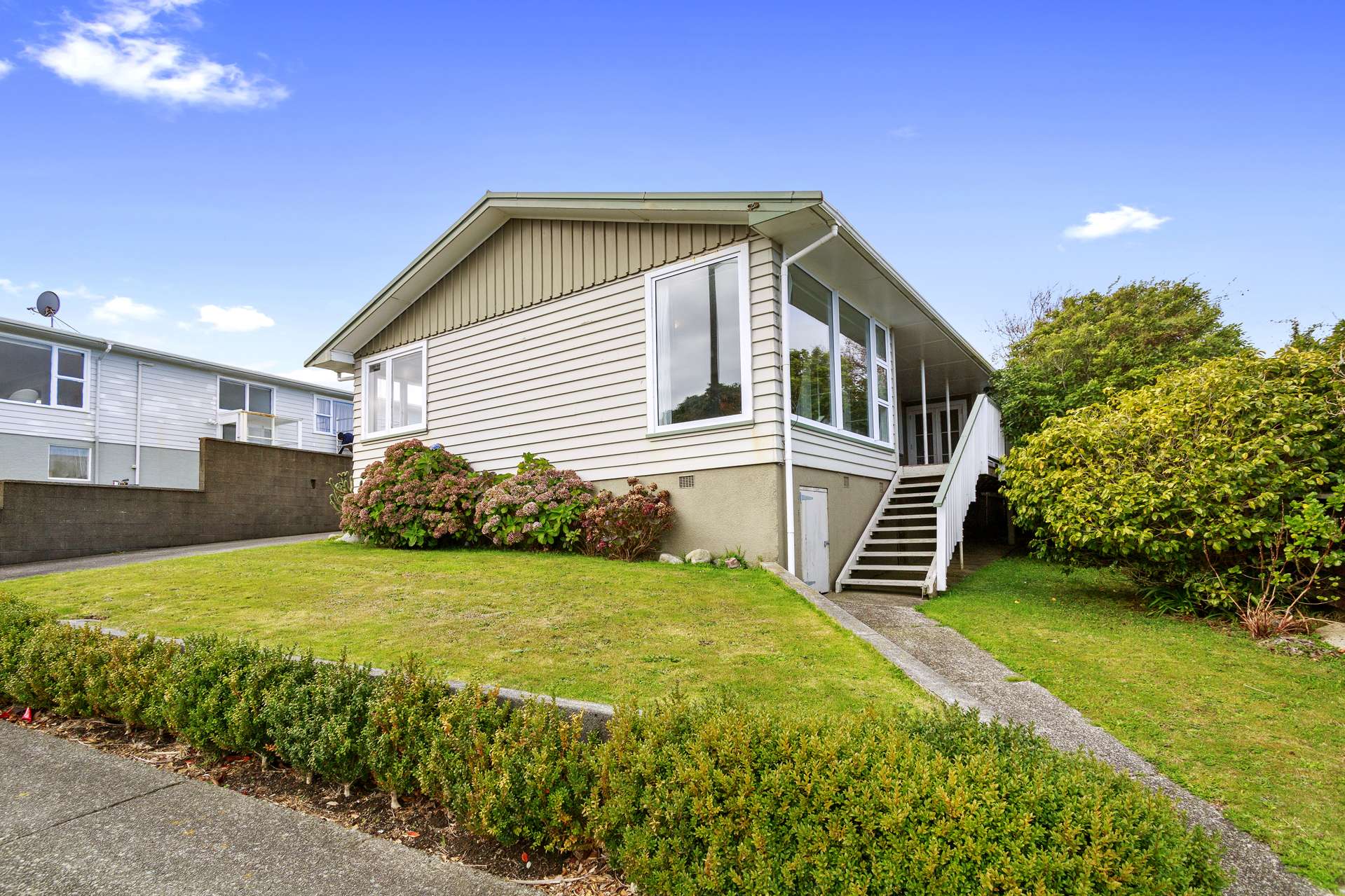 252 Dowse Drive Maungaraki_0