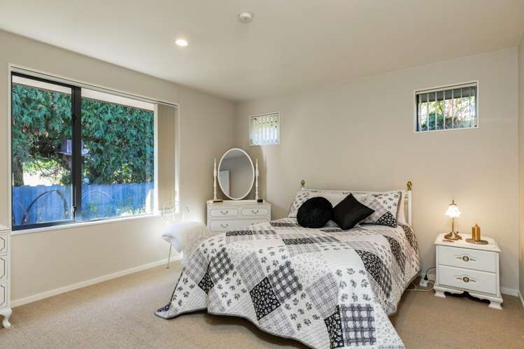 5 Hamlyn Pl Witherlea_19