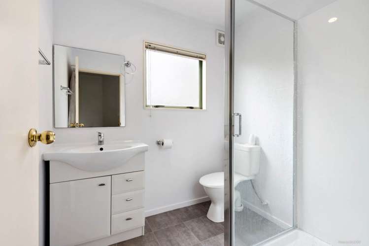 11a Kervil Avenue Te Atatu Peninsula_3