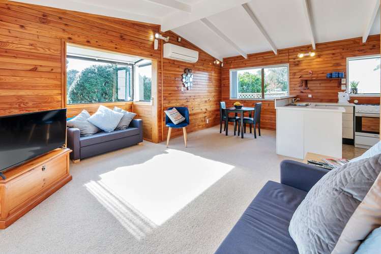 23 Bluewater Place Wattle Downs_13