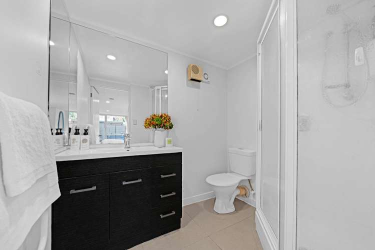 64 Monteith Crescent Remuera_17