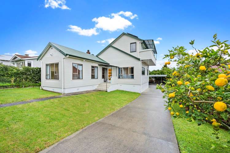 20 Rhodes Avenue_1