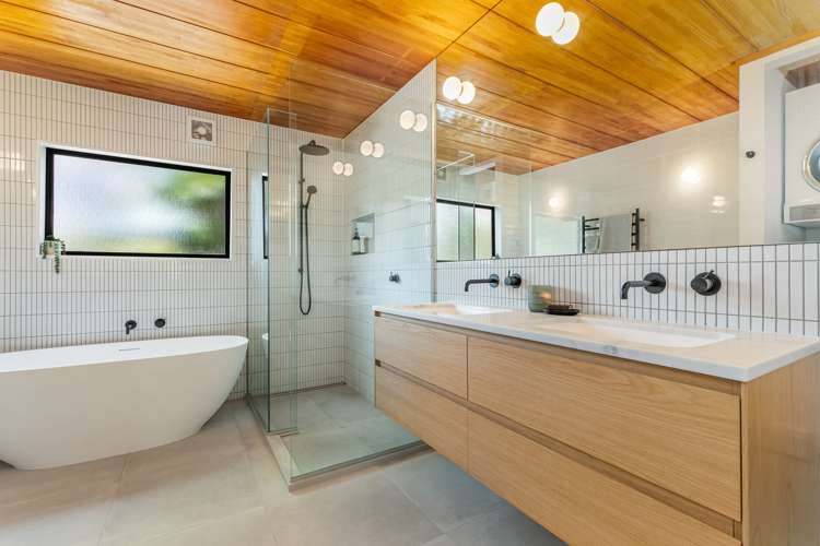 33 Park Hill Road Birkenhead_12