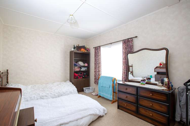 1/18 Fergusson Street Stoke_4