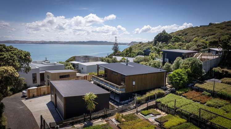 14 Whaanga Road Raglan_11