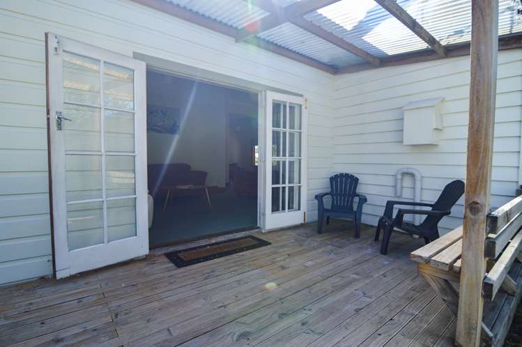 11 Clifton Avenue Carterton_12