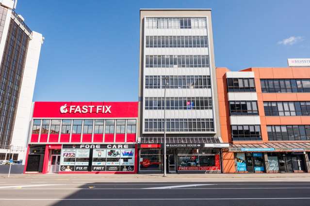 For lease four - 180m2 CBD office suites