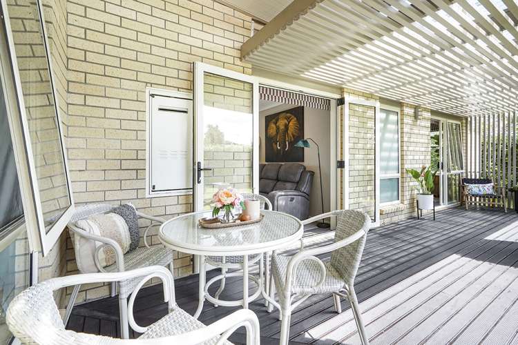 15 Satchmo Place Rototuna North_18