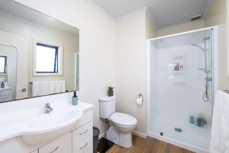 17 Eric Batchelor Place Waimate_9