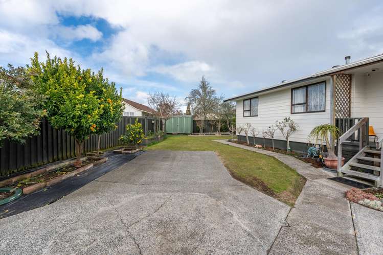 34B Odlin Crescent Nawton_14