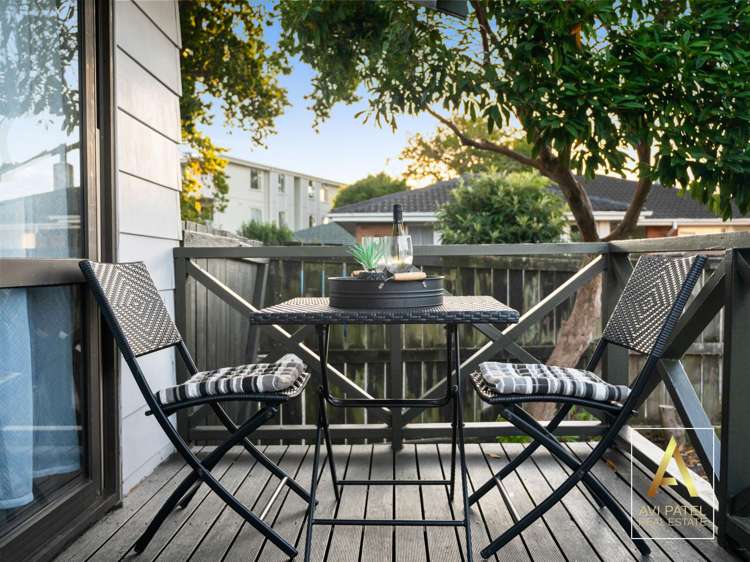 1/9 Te Kanawa Crescent Henderson_12