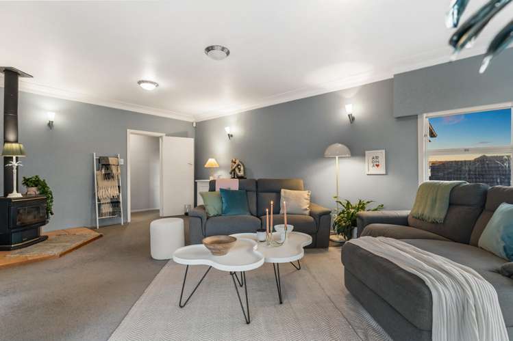 12 Fairleigh Avenue Mount Albert_8