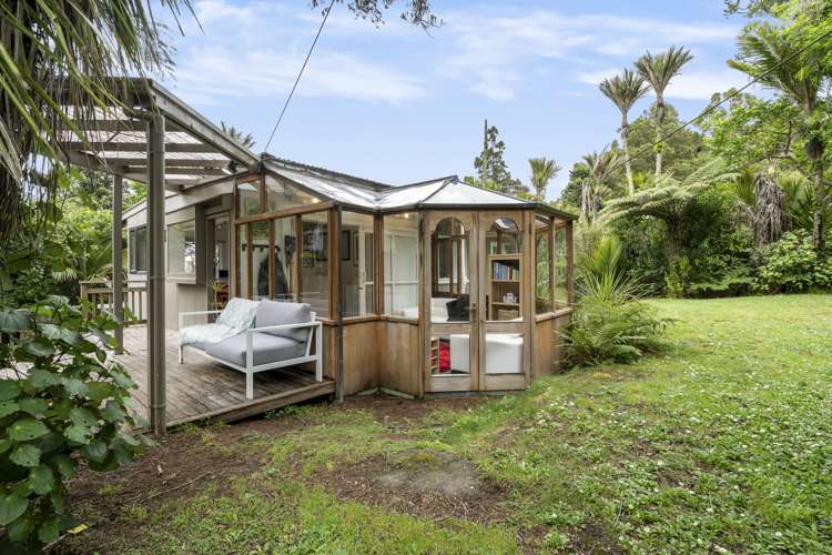 11 Ngaio Road Titirangi_1