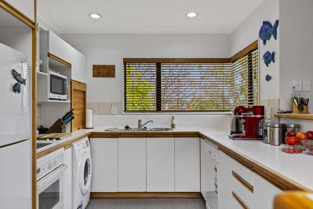 49A Hawai Street Two Mile Bay_2