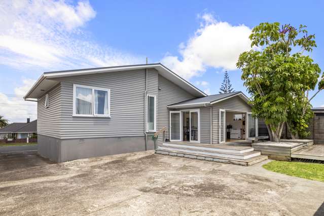 18 Farnborough Crescent Mangere_4