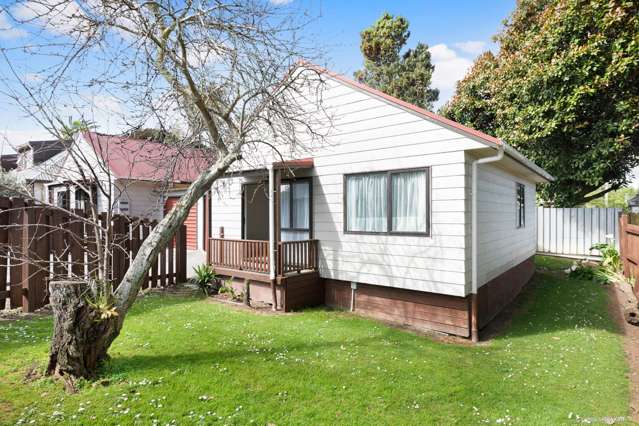 2/12 Halsey Road Manurewa_2