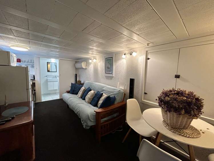 84 Marine Drive Diamond Harbour_6