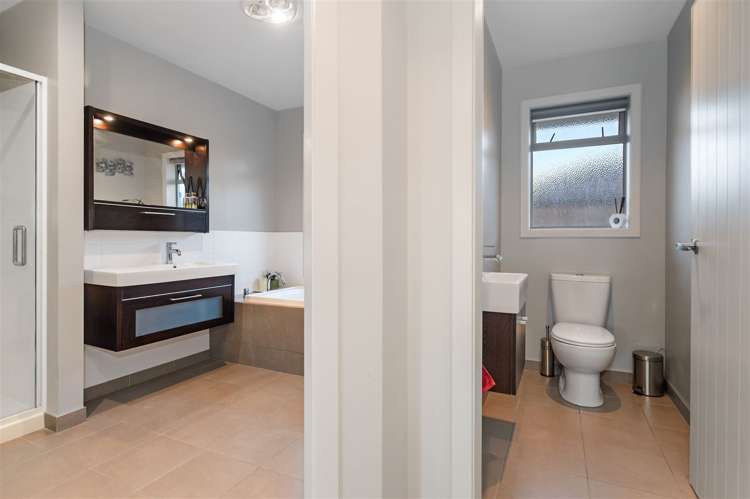 34 Somerton Drive Huntington_12