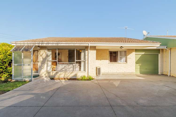 141a Hills Road Edgeware_8