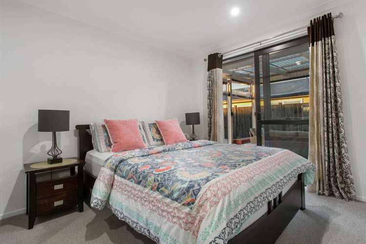 98 Twin Parks Rise Papakura_17