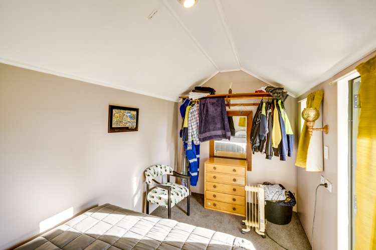 6 Burton Crescent Flaxmere_15