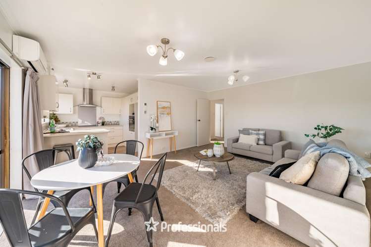 23a Invercargill Drive Kelson_5