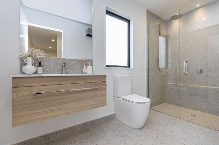 2 Perehia Mews Marshland_18