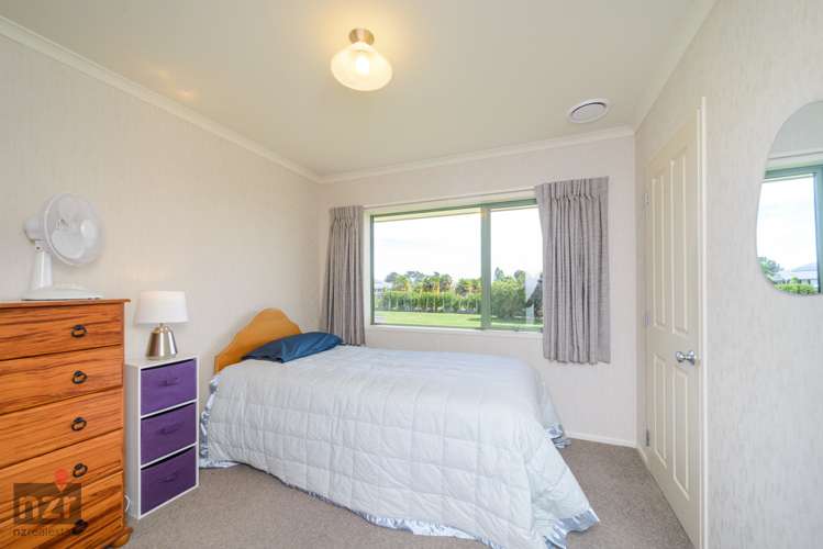 4 Paradise Avenue Feilding_11