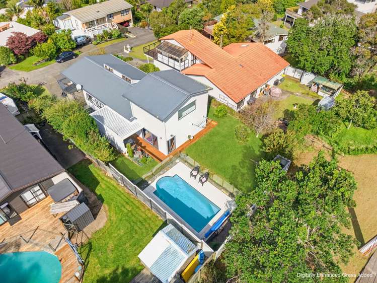 57 John Dee Crescent Red Beach_2