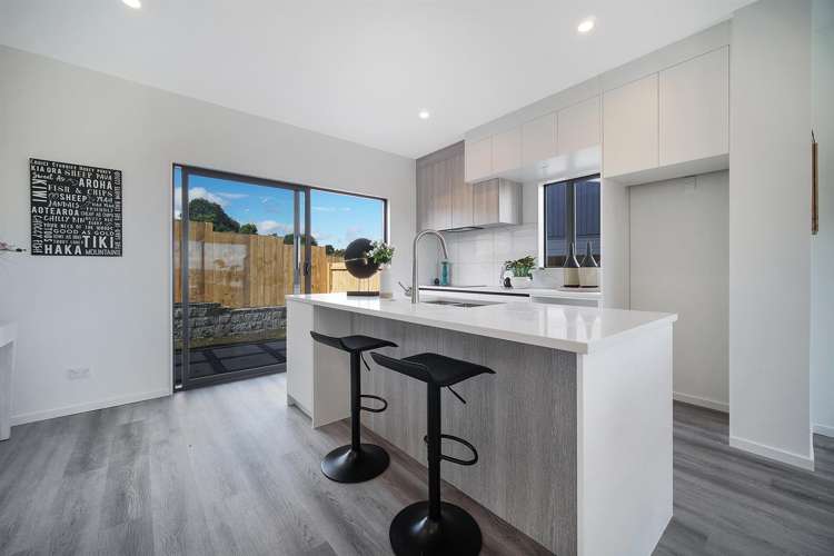 56b Crestview Rise Papakura_3