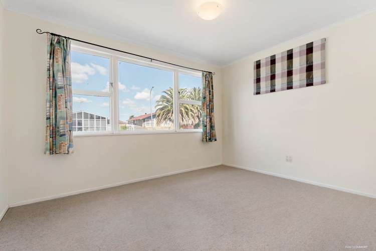 132 Edgewater Drive Pakuranga_3
