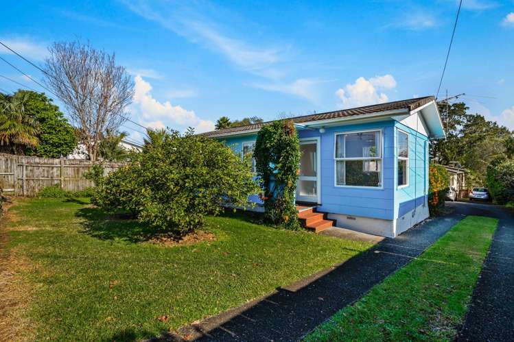 1/12 Cresta Avenue Beach Haven_27