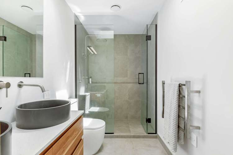 3 Broadview Way Richmond_13