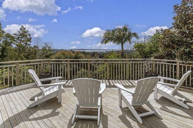 Family home with sea views, bush setting