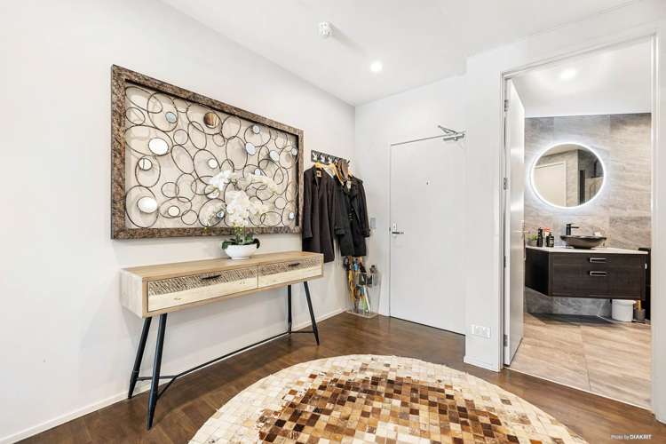 711/30 Beach Road Auckland Central_9