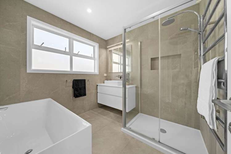 71 Knights Road Rothesay Bay_21