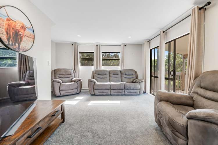 8 Empressa Heights Helensville_7