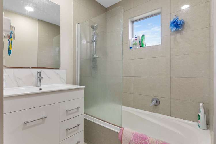 2/20 Bingara Place Favona_7