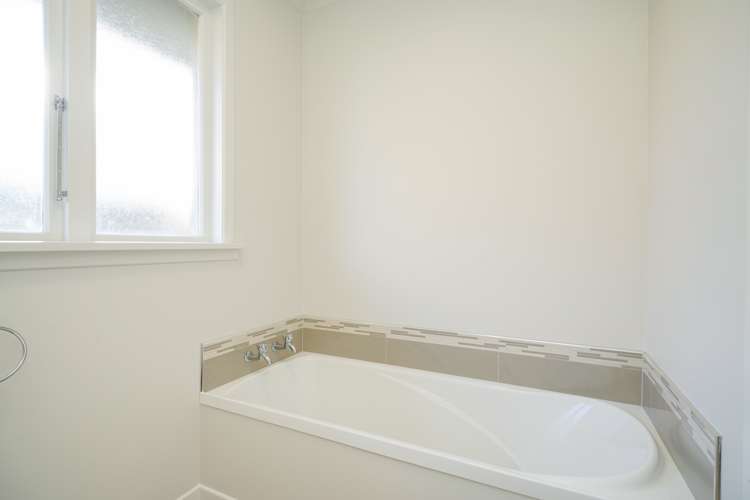 55 Queens Drive Richmond_15