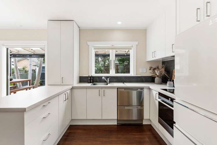 196 Church Street Onehunga_12