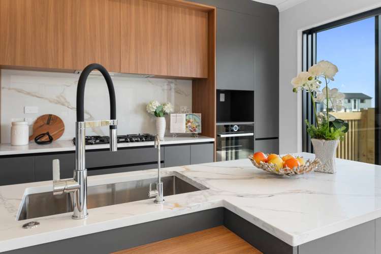 23 Ridgehill Rise Flat Bush_13