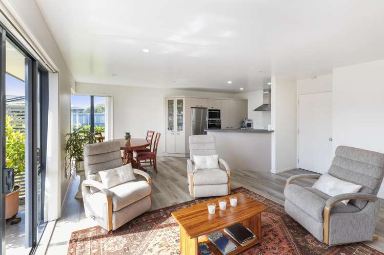 71 Springs Road Hornby_6