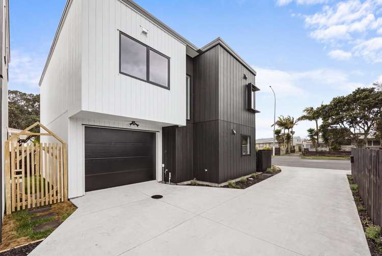 55 Mckenzie Road Mangere Bridge_16