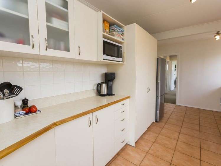 27 Longfellow Street Trentham_11