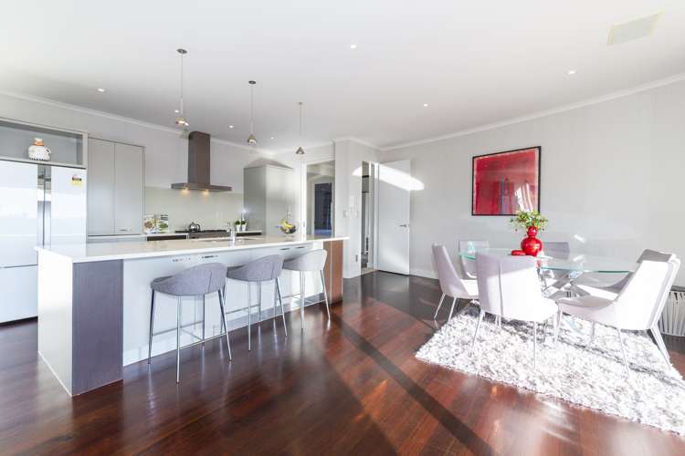 152 Paritai Drive Orakei_2