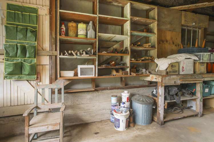 102 Mountain Road Mangere Bridge_14