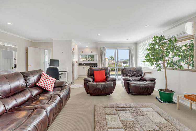 4 Thomas Place Foxton Beach_8
