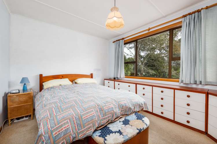 48 Derwent Crescent Titirangi_10